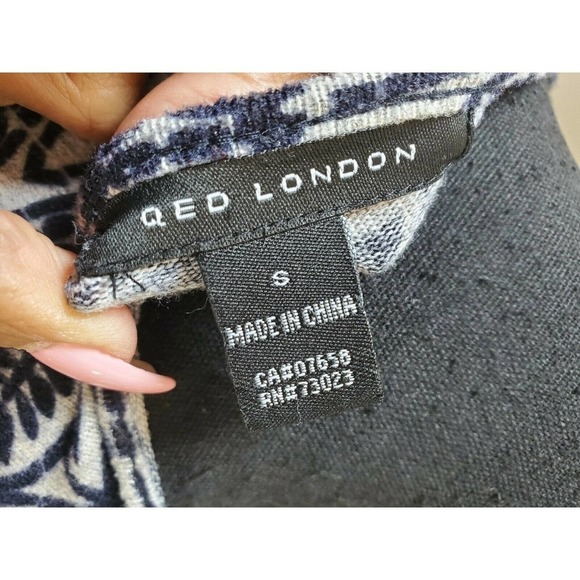 QED London Floral Polyester LongSleeve Stylish Top - Picture 9 of 12